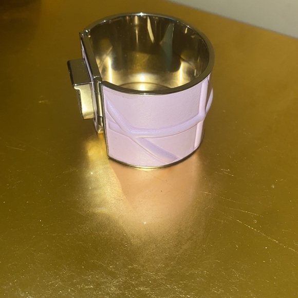 DIOR 💯% authentic diorama pink metal/leather cuff - Picture 8 of 13
